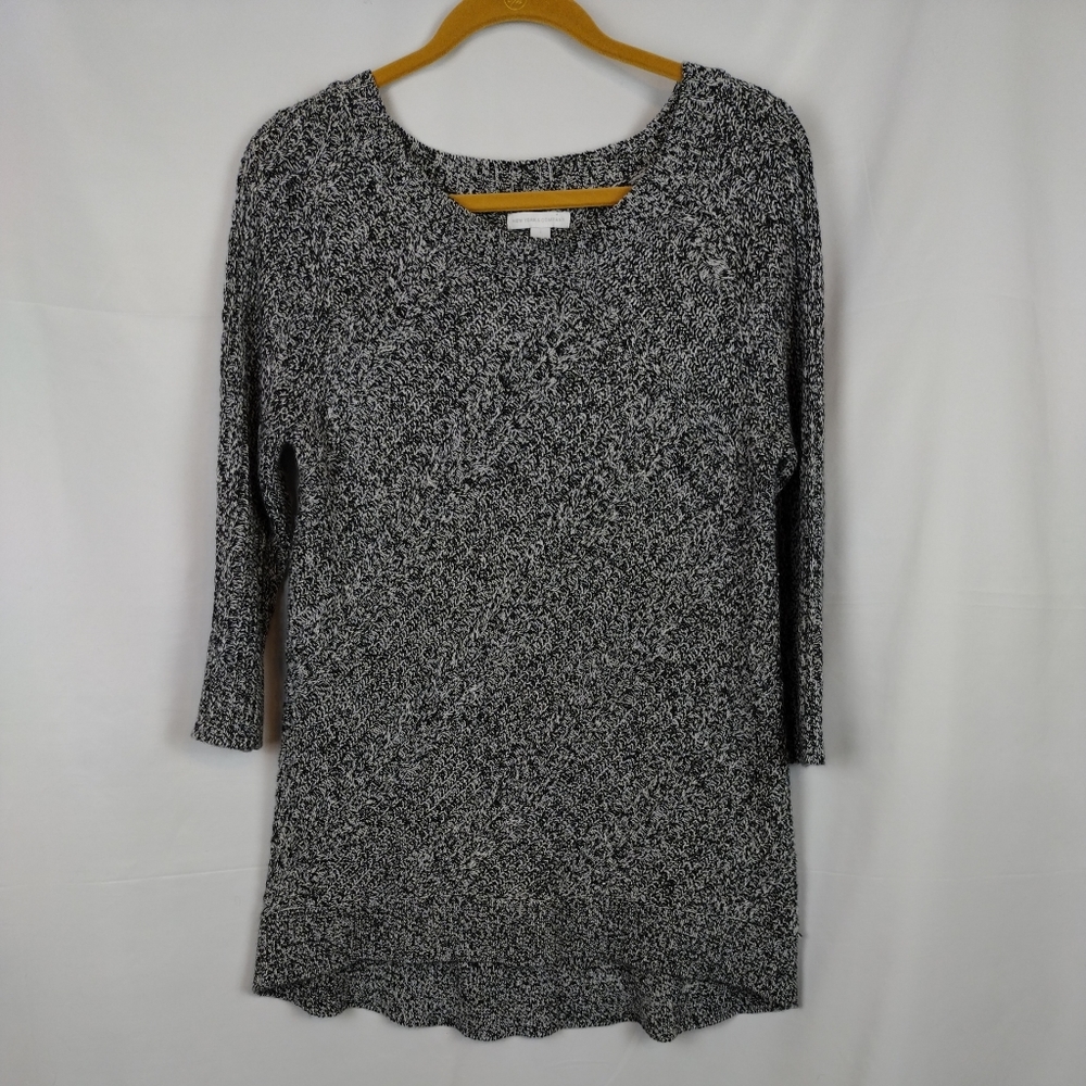 New York and Company Sweater-Size L chunky 3/4 sleeve high low black white